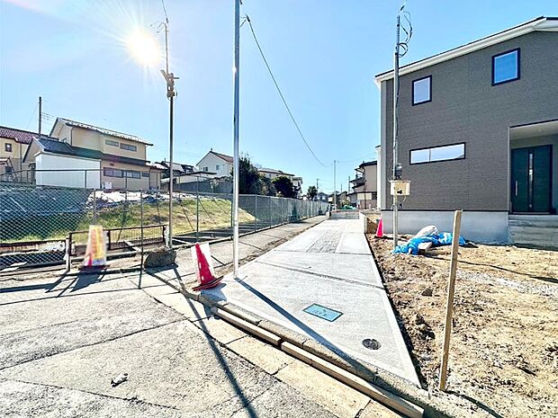 【駐車場】生活に欠かせない駐車スペース。