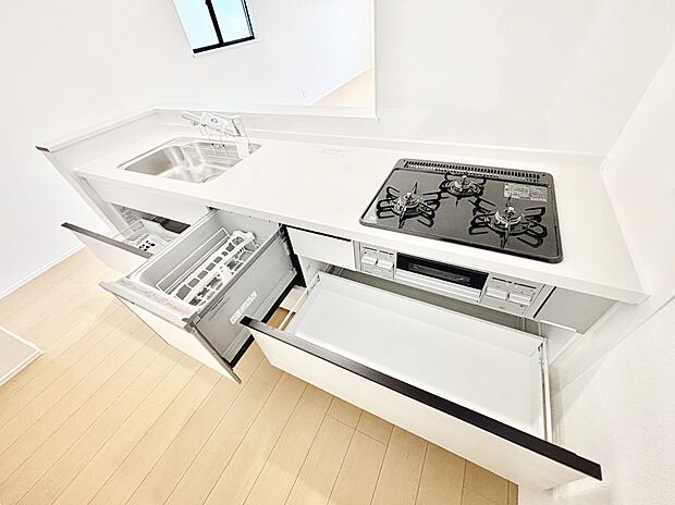 【その他設備(スライド収納)】使いやすさを優先したスライド式収納タイプ!