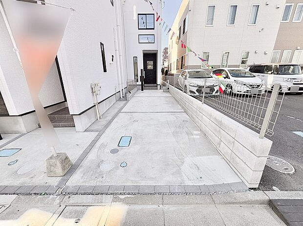 【駐車場】生活に欠かせない駐車スペース。