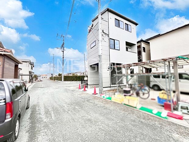 【前面道路含む現地写真】ここから始まる新生活を応援いたします