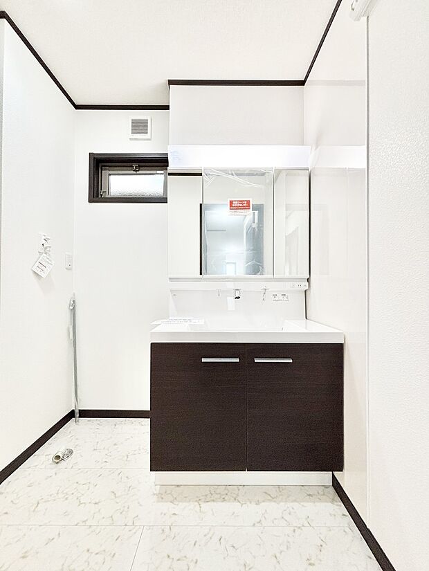 【洗面台・洗面所】収納力と機能性に優れた洗面化粧台