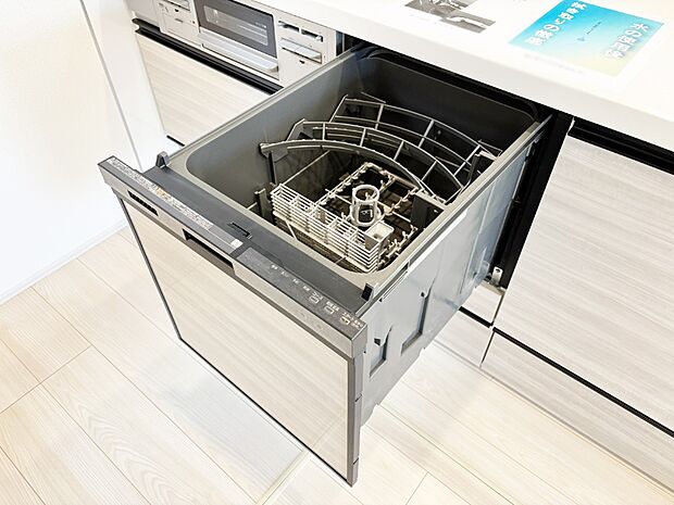 【その他設備(食洗機)】面倒なお片づけは食洗機にお任せ!家事の負担が減って、時間にも気持ちにもゆとりができます。