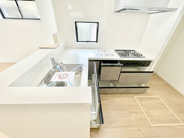 【その他設備(スライド収納)】使いやすさを優先したスライド式収納タイプ！