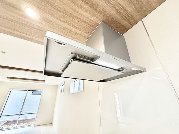 【その他設備(レンジフード)】基本的なお手入れはフィルターのみ!お手入れのしやすさも魅力です。