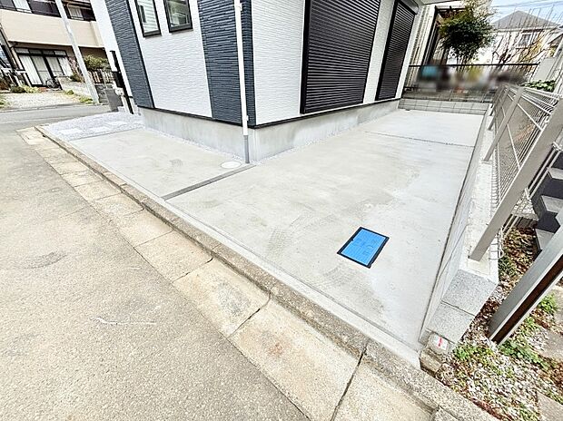 【駐車場】生活に欠かせない駐車スペース。