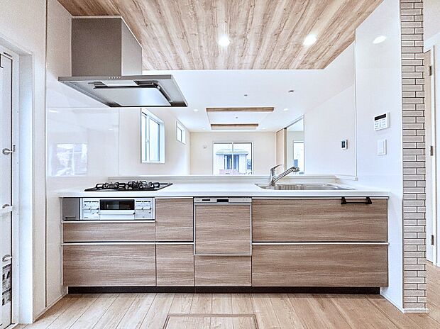 【キッチン】お料理を効率的に、楽しく！システムキッチン  