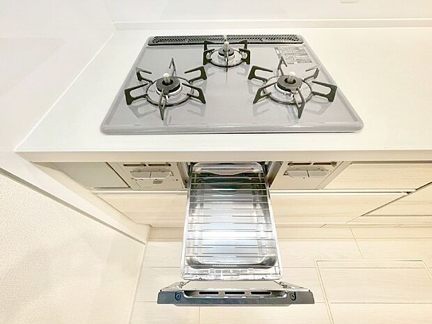 【その他設備(Ｓｉセンサーコンロ)】ガスコンロはＳｉセンサー搭載。火力調節や焦げ付き・消し忘れも防いでくれます。