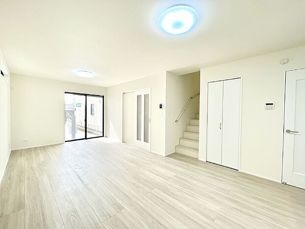 【ダイニング】家族が自然と集まる憩いのスペースになりそう