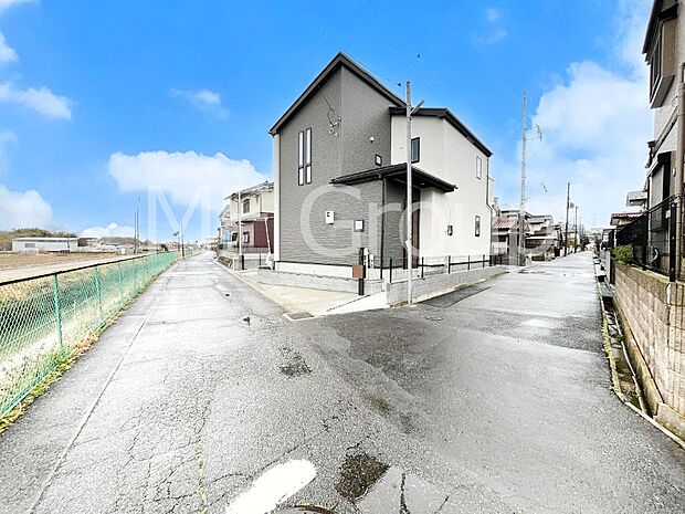 【前面道路含む現地写真】ここから始まる新生活を応援いたします！