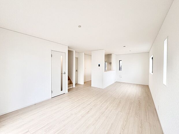 【ダイニング】家族が自然と集まる憩いのスペースになりそう