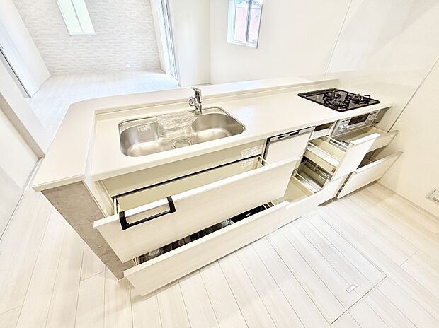 【その他設備(スライド収納)】使いやすさを優先したスライド式収納タイプ！