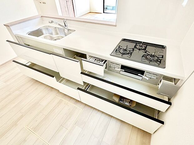 【その他設備(スライド収納)】使いやすさを優先したスライド式収納タイプ！
