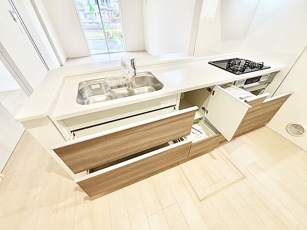 【その他設備(スライド収納)】使いやすさを優先したスライド式収納タイプ！