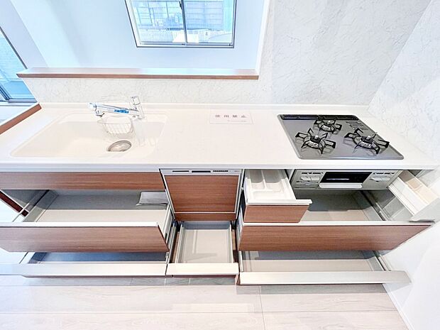 【その他設備(スライド収納)】使いやすさを優先したスライド式収納タイプ！