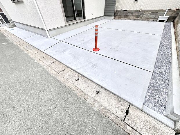 【駐車場】生活に欠かせない駐車スペース。