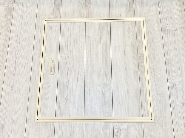 【その他設備(床下収納)】床下収納付き！日用品・非常用品の収納にも大活躍。