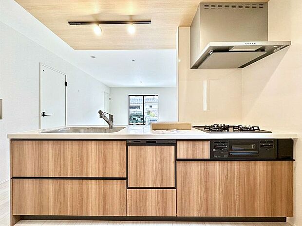 【キッチン】お料理を効率的に、楽しく！システムキッチン  