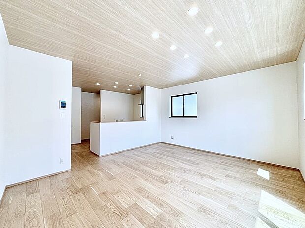 【ダイニング】家族が自然と集まる憩いのスペースになりそう