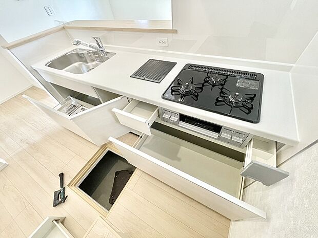 【その他設備(スライド収納)】使いやすさを優先したスライド式収納タイプ！