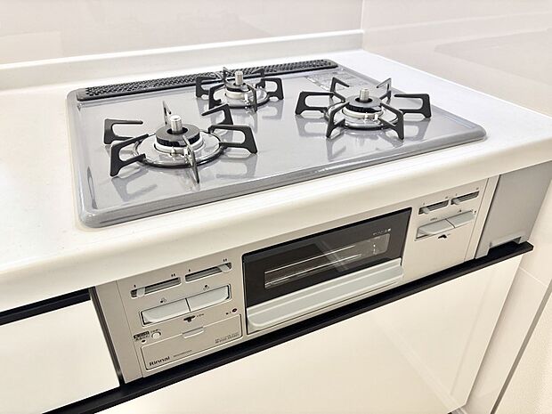 【その他設備(3口コンロ)】三口ガスコンロでお料理が一気にはかどりそう