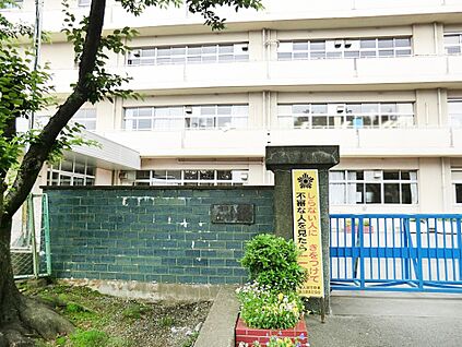 富士見市立東中学校 1200m(15分)