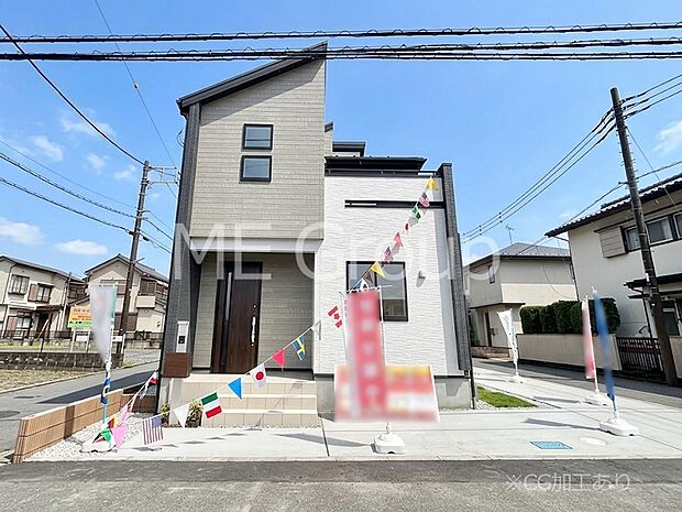 【現地外観写真】たっぷりの陽光と開放感に包まれる明るい住まい