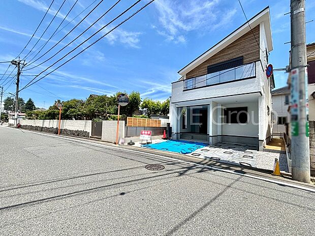 【前面道路含む現地写真】前面道路はきちんと整備されています  