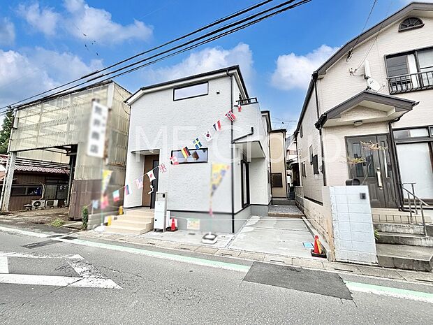 【現地外観写真】溢れる陽光でご家族の笑顔も輝く