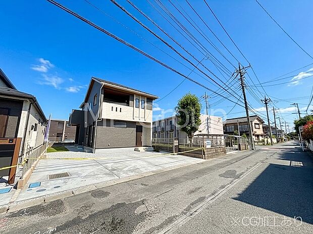 【前面道路含む現地写真】堂々完成！！ ここから始まる新生活を応援いたします！ 
