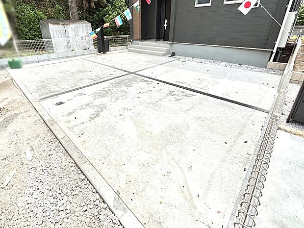 【駐車場】生活に欠かせない駐車スペース。