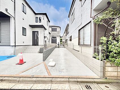 前面道路含む現地写真
