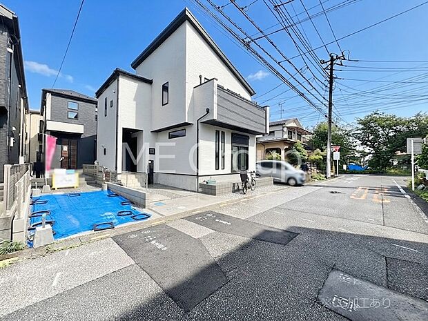 【前面道路含む現地写真】堂々完成!! ここから始まる新生活を応援いたします!