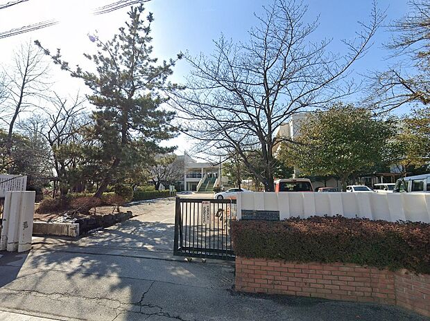 春日部市立立野小学校(約1,120m)