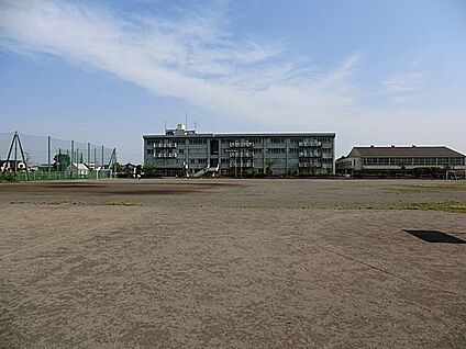 川越市立大東西中学校 442m