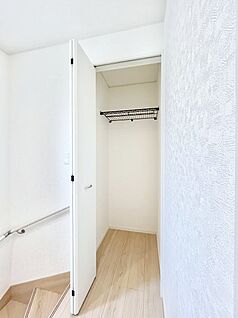その他設備(廊下収納)