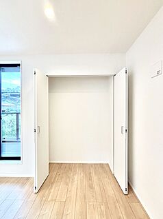 その他設備(リビング収納)