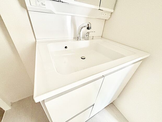 【その他設備(ハンドシャワー水栓)】ハンドシャワー付き!使いやすい洗面台。