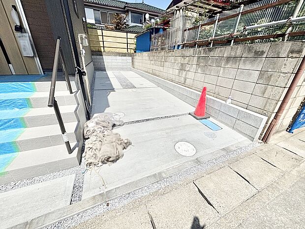 【駐車場】生活に欠かせない駐車スペース。 