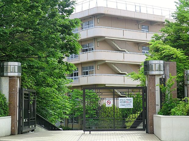 さいたま市立三室中学校（約780m・徒歩10分）