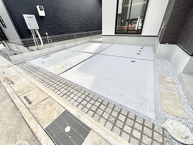 【駐車場】生活に欠かせない駐車スペース。