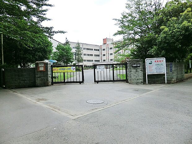 志木市立志木第四小学校（約70m）