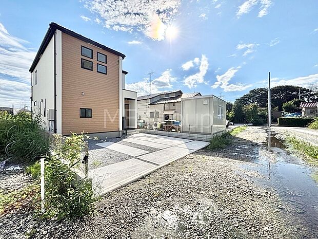 【前面道路含む現地写真】堂々完成!! ここから始まる新生活を応援いたします!