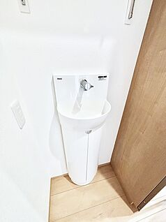 その他設備(玄関ホール手洗い器)