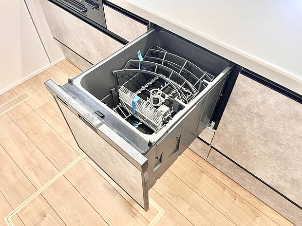 【その他設備(食洗機)】面倒なお片づけは食洗機にお任せ!家事の負担が減って、時間にも気持ちにもゆとりができます。