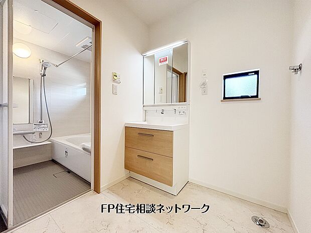 【その他内観】同形状・同仕様(洗面所)