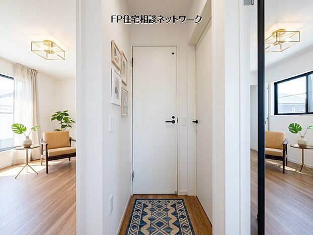 【その他】「TVモニター付インターホン」　モニター付インターホンが標準仕様です。不安になりがちな防犯面。目で確認できるからあんしんです。