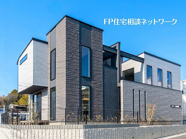 【外観】【オプション仕様 建物価格2730万円 建物面積面積97m2】