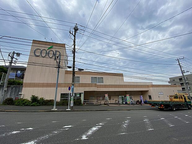 ユーコープ竹山店(徒歩9分)