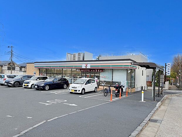 セブンイレブン横浜奈良北団地店（約1,400m・徒歩18分）