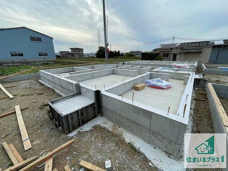 現在建築中！落ち着いた街並みで新生活を始めることが出来そう！周辺の物件も併せてご紹介させて頂きます！